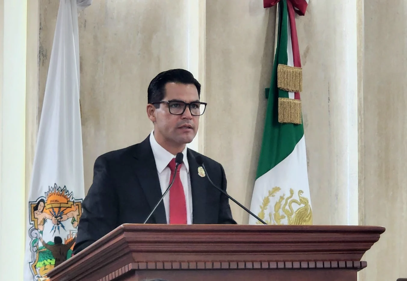 PRESENTA DIPUTADO HUMBERTO VALLE REFORMA A LEY DE LA COMISIÓN ESTATAL DE LOS DERECHOS HUMANOS
