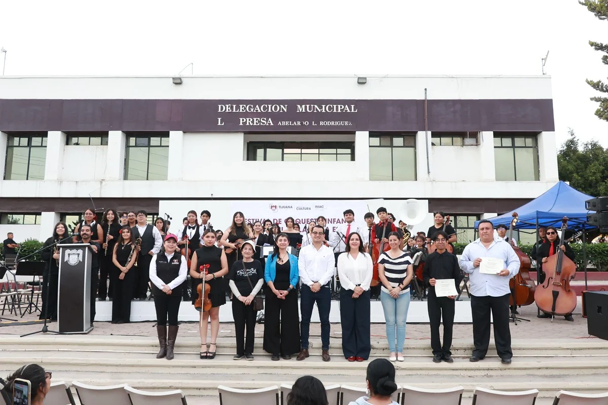 ASISTE ALCALDE ABDIEL GUTIÉRREZ CORONADO A FESTIVAL DE ORQUESTA INFANTIL Y JUVENIL